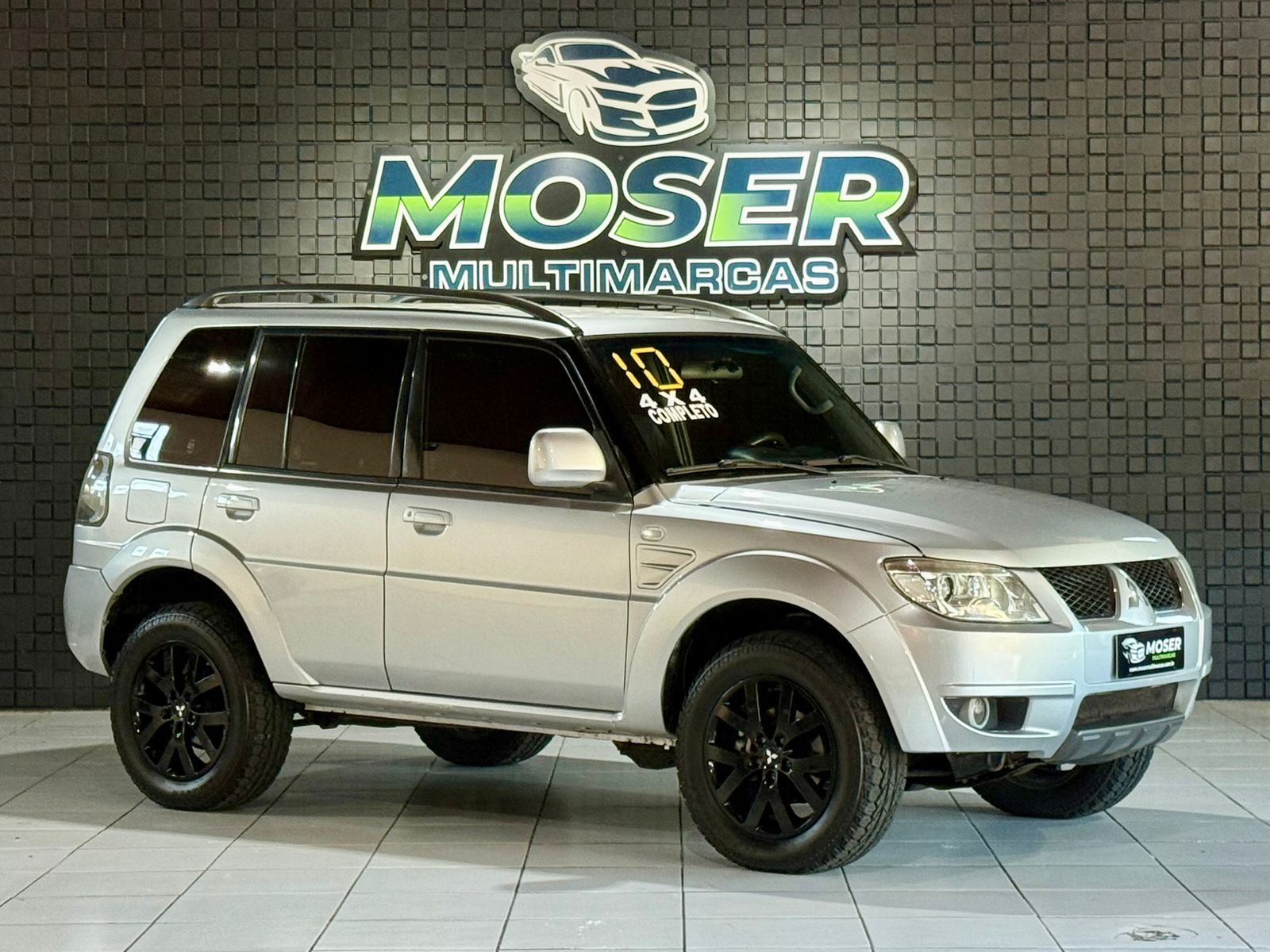 TR4 2.0 2010 4X4 MANUAL