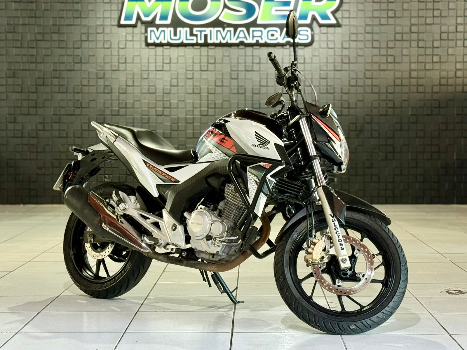 CB 250 TWISTER 2019